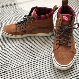 Men’s Weatherized Suede Vans